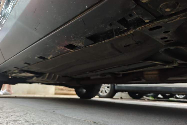 Used Ford Kuga 2017 EcoBoost 245 Four-Wheel-Drive Sport Model Chassis Front Right