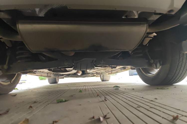 Used Ford Kuga 2017 EcoBoost 180 Two-Wheel-Drive Tiger Leap Model Chassis Rear