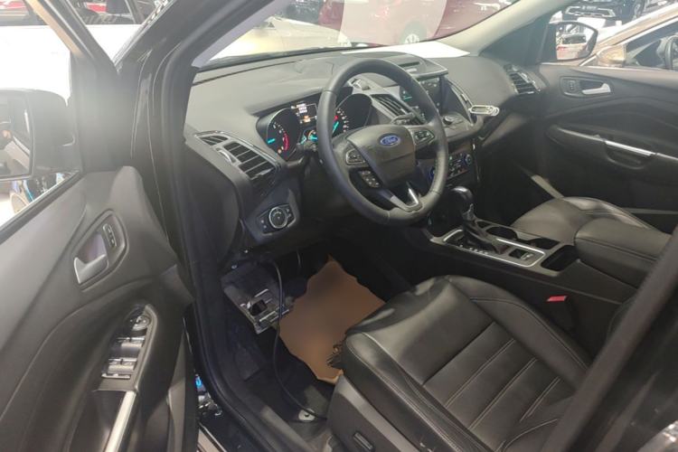 Used Ford Kuga 2017 EcoBoost 245 4x4 Prestige Edition Driver Seat