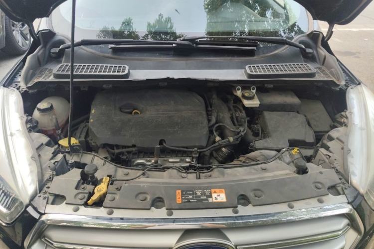Used Ford Kuga 2017 EcoBoost 180 Two-Wheel-Drive Platinum Edition Engine Bay