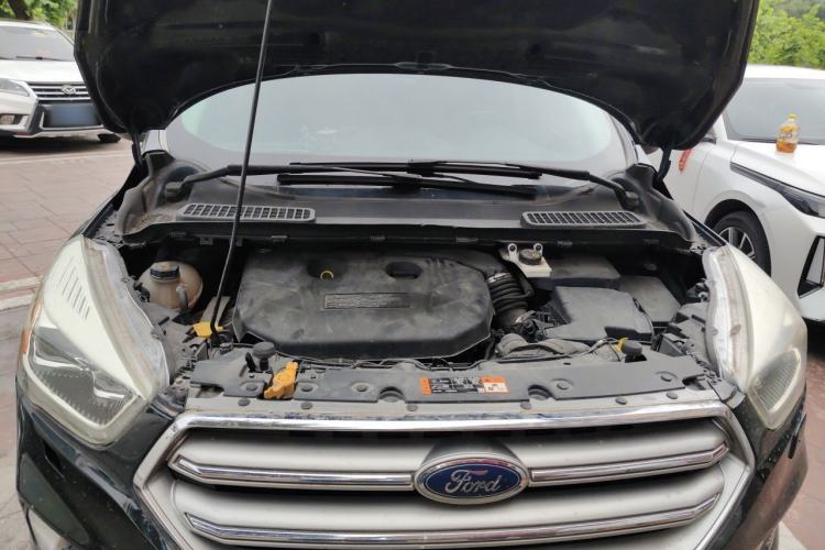 Used Ford Kuga 2017 EcoBoost 245 Four-Wheel Drive Titanium Edition Engine Bay