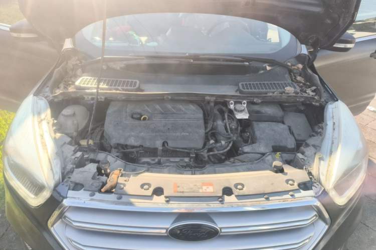 Used Ford Kuga 2017 EcoBoost 180 Two-Wheel-Drive Elite Trim Engine Bay