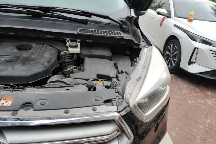 Used Ford Kuga 2017 EcoBoost 245 Four-Wheel Drive Titanium Edition Engine Bay Left
