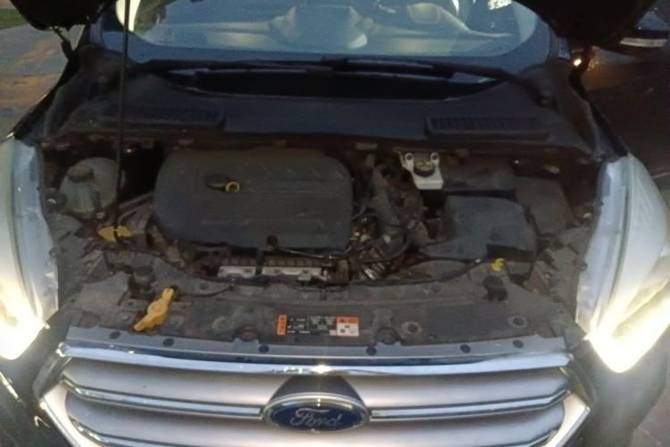 Used Ford Kuga 2017 EcoBoost 180 Two-Wheel-Drive Luxury Wing Edition Engine Bay