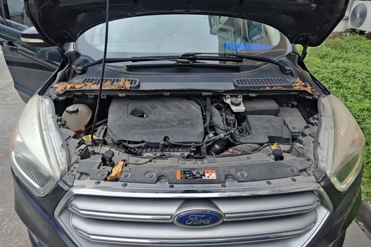 Used Ford Kuga 2017 EcoBoost 180 Two-Wheel-Drive Elite Trim Engine Bay