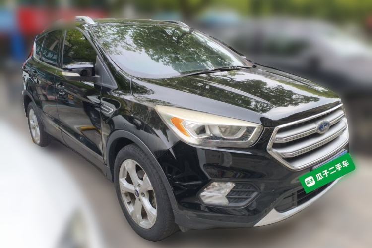 Used Ford Kuga 2017 EcoBoost 180 Two-Wheel-Drive Tiger Leap Model Front Right 45 Deg