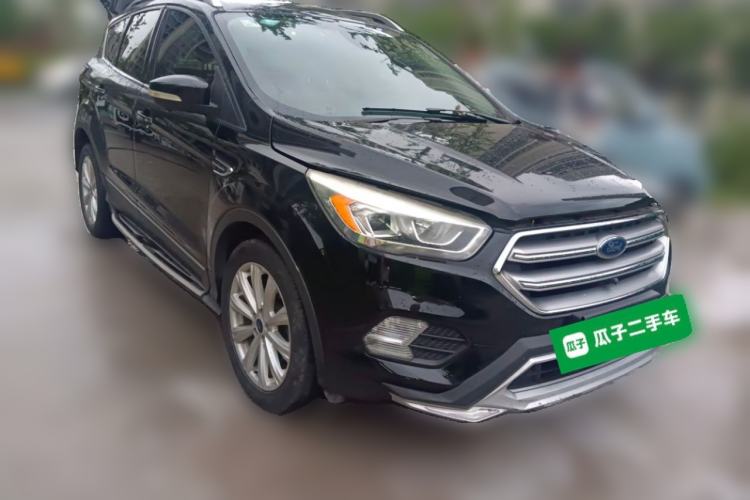 Used Ford Kuga 2017 EcoBoost 180 Two-Wheel-Drive Luxury Wing Edition Front Right 45 Deg