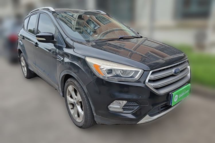 Used Ford Kuga 2017 EcoBoost 180 Two-Wheel-Drive Elite Trim Front Right 45 Deg