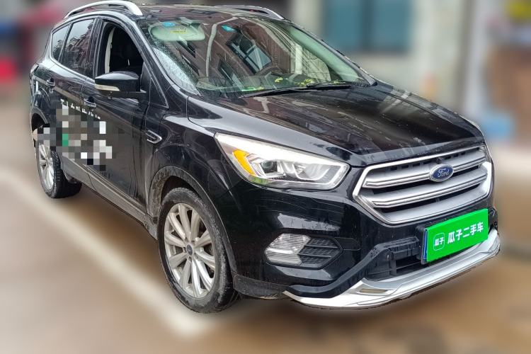 Used Ford Kuga 2017 EcoBoost 180 Two-Wheel-Drive Luxury Wing Edition Front Right 45 Deg
