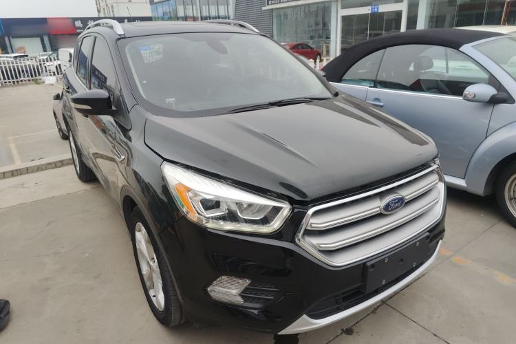 Used Ford Kuga 2017 EcoBoost 180 Two-Wheel-Drive Tiger Leap Model Front Right 45 Deg