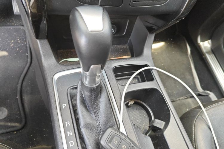 Used Ford Kuga 2017 EcoBoost 180 Four-Wheel Drive Luxury Wing Model Gear Lever