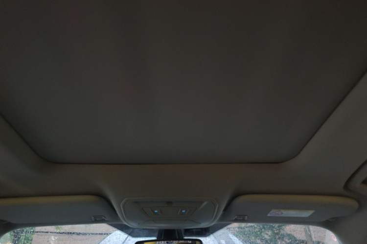 Used Ford Kuga 2017 EcoBoost 245 Four-Wheel-Drive Sport Model Headliner