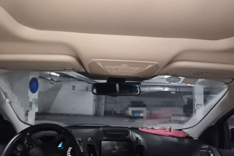 Used Ford Kuga 2017 EcoBoost 180 Two-Wheel-Drive Tiger Leap Model Headliner