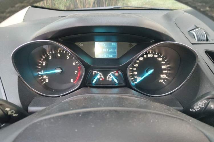Used Ford Kuga 2017 EcoBoost 180 Two-Wheel-Drive Platinum Edition Instrument Cluster