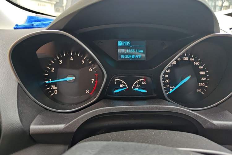 Used Ford Kuga 2017 EcoBoost 180 Two-Wheel-Drive Elite Trim Instrument Cluster