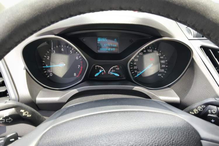 Used Ford Kuga 2017 EcoBoost 180 Two-Wheel-Drive Tiger Leap Model Instrument Cluster