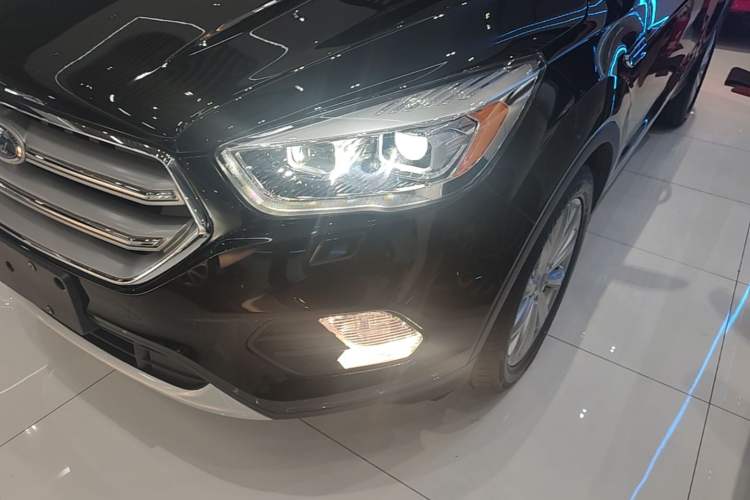 Used Ford Kuga 2017 EcoBoost 245 4x4 Prestige Edition Left Front Headlight