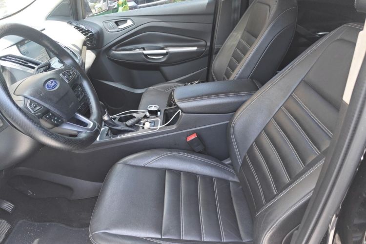 Used Ford Kuga 2017 EcoBoost 180 Four-Wheel Drive Luxury Wing Model Left Front Seat