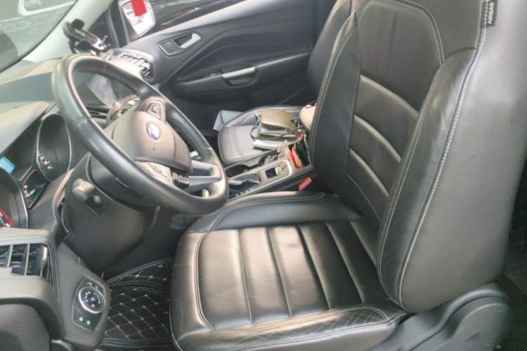Used Ford Kuga 2017 EcoBoost 180 Two-Wheel-Drive Platinum Edition Left Front Seat