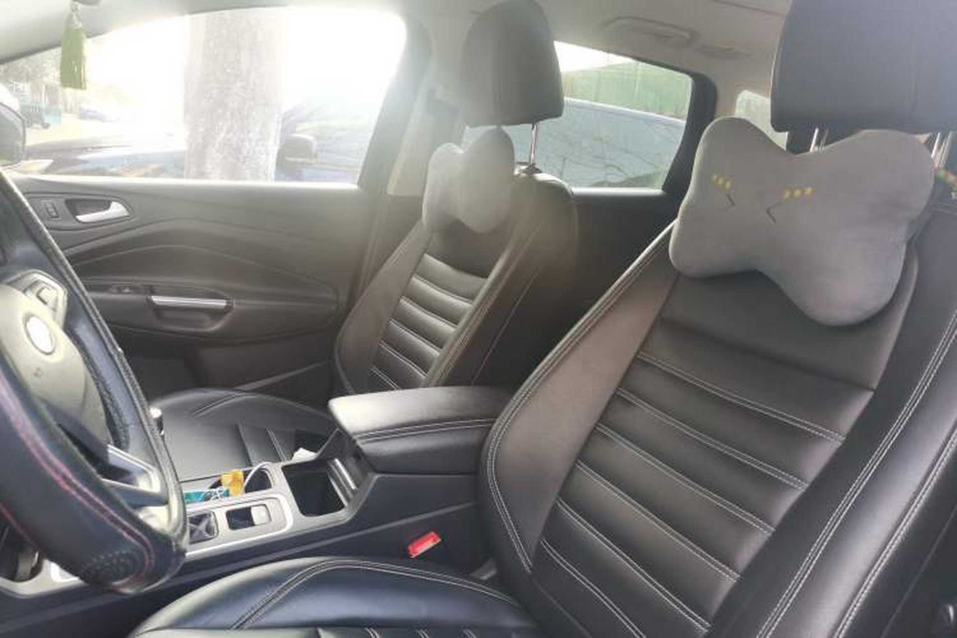 Used Ford Kuga 2017 EcoBoost 180 Two-Wheel-Drive Luxury Wing Edition Left Front Seat