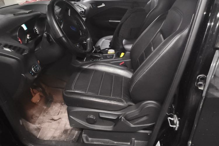 Used Ford Kuga 2017 EcoBoost 180 Two-Wheel-Drive Tiger Leap Model Left Front Seat