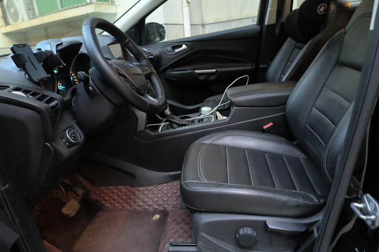 Used Ford Kuga 2017 EcoBoost 180 Two-Wheel-Drive Tiger Leap Model Left Front Seat