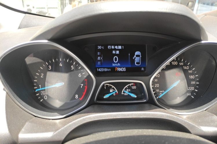 Used Ford Kuga 2017 EcoBoost 180 Four-Wheel Drive Luxury Wing Model Odometer Close Up