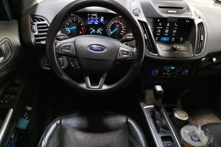 Used Ford Kuga 2017 EcoBoost 180 Four-Wheel Drive Luxury Wing Model Steering Wheel