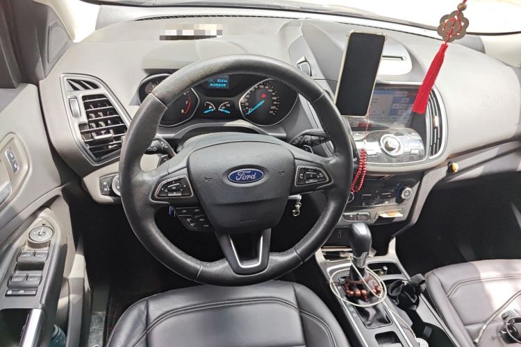 Used Ford Kuga 2017 EcoBoost 180 Two-Wheel-Drive Tiger Leap Model Steering Wheel
