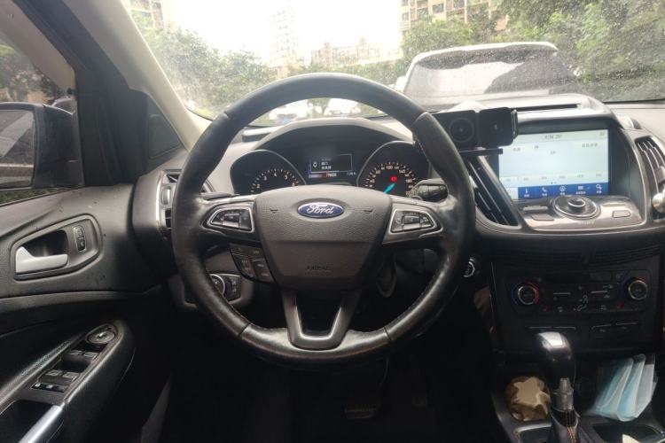 Used Ford Kuga 2017 EcoBoost 245 Four-Wheel-Drive Sport Model Steering Wheel