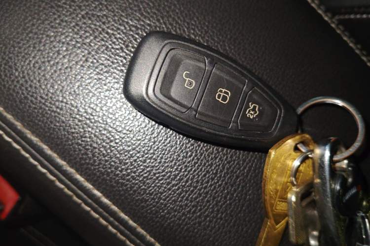 Used Ford Kuga 2017 EcoBoost 245 4x4 Prestige Edition Vehicle Key
