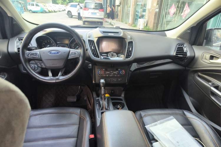 Used Ford Kuga 2017 EcoBoost 245 Four-Wheel-Drive Sport Model Center Console
