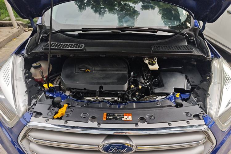 Used Ford Kuga 2017 EcoBoost 180 Two-Wheel-Drive Luxury Wing Edition Engine Bay