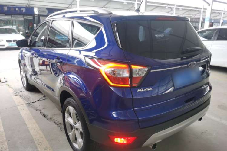 Used Ford Kuga 2017 EcoBoost 180 Two-Wheel-Drive Platinum Edition Exterior 3