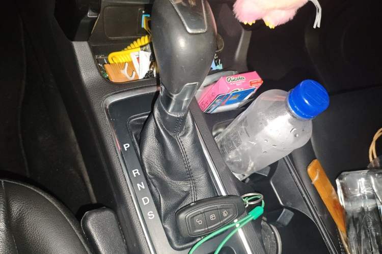 Used Ford Kuga 2017 EcoBoost 245 4x4 Prestige Edition Gear Lever