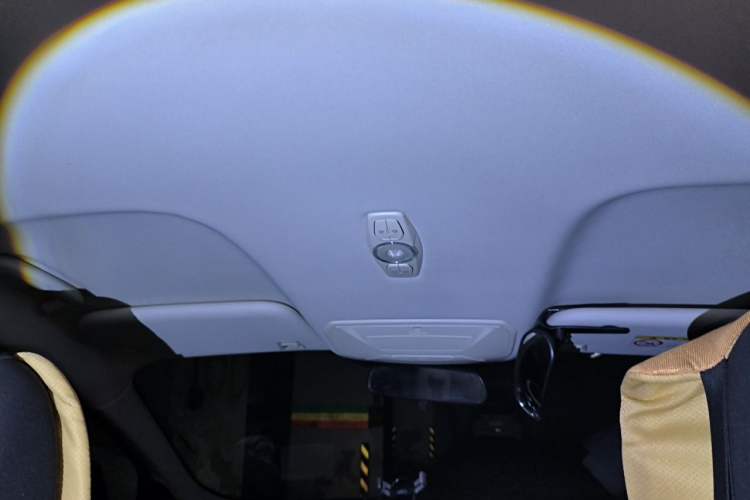 Used Ford Kuga 2017 EcoBoost 180 Two-Wheel-Drive Elite Trim Headliner