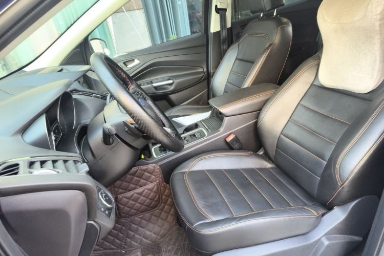 Used Ford Kuga 2017 EcoBoost 245 Four-Wheel-Drive Sport Model Left Front Seat