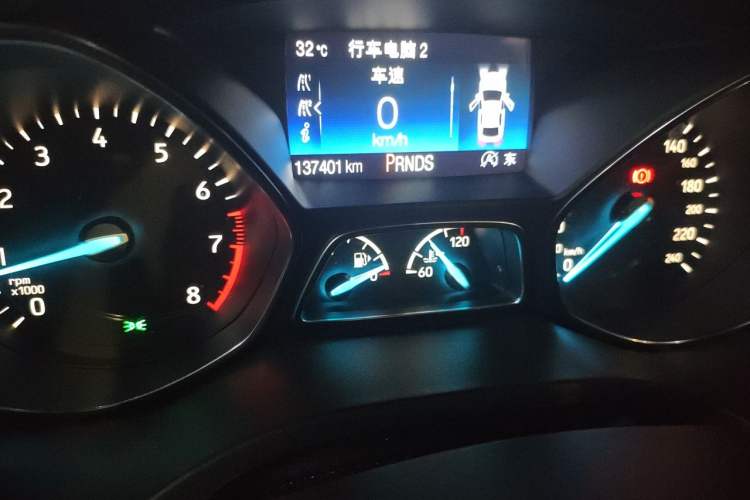 Used Ford Kuga 2017 EcoBoost 245 4x4 Prestige Edition Odometer Close Up
