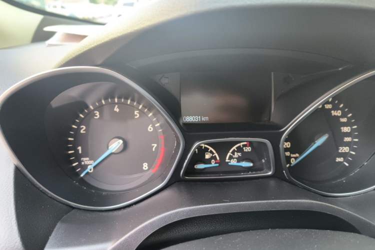 Used Ford Kuga 2017 EcoBoost 245 Four-Wheel-Drive Sport Model Odometer Close Up