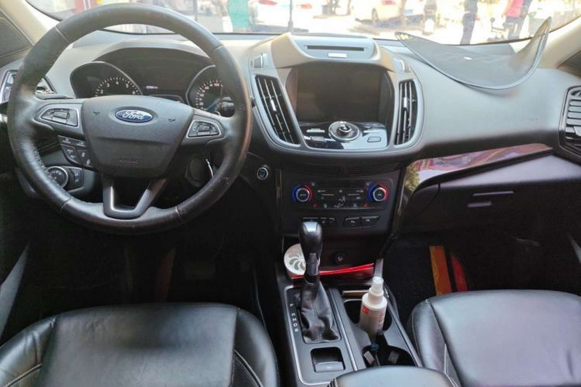 Used Ford Kuga 2017 EcoBoost 180 Four-Wheel Drive Titanium Edition Center Console