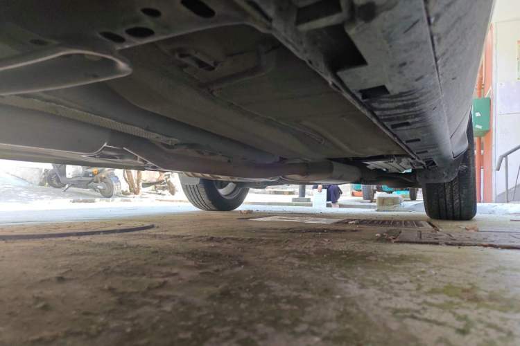 Used Ford Kuga 2017 EcoBoost 180 Four-Wheel Drive Titanium Edition Chassis Front Left