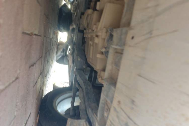Used Ford Kuga 2017 EcoBoost 180 Two-Wheel-Drive Tiger Leap Model Chassis Front Left