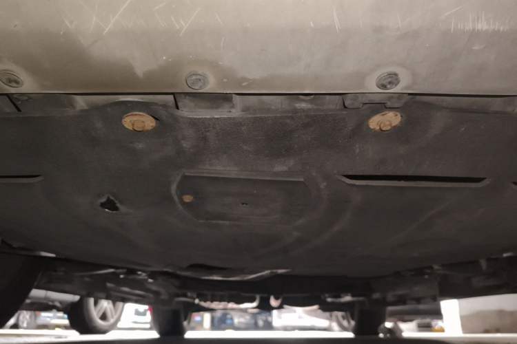 Used Ford Kuga 2017 EcoBoost 180 Two-Wheel-Drive Platinum Edition Chassis Front