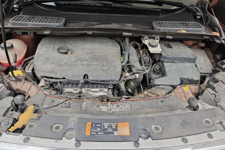 Used Ford Kuga 2017 EcoBoost 180 Two-Wheel-Drive Tiger Leap Model Engine Bay