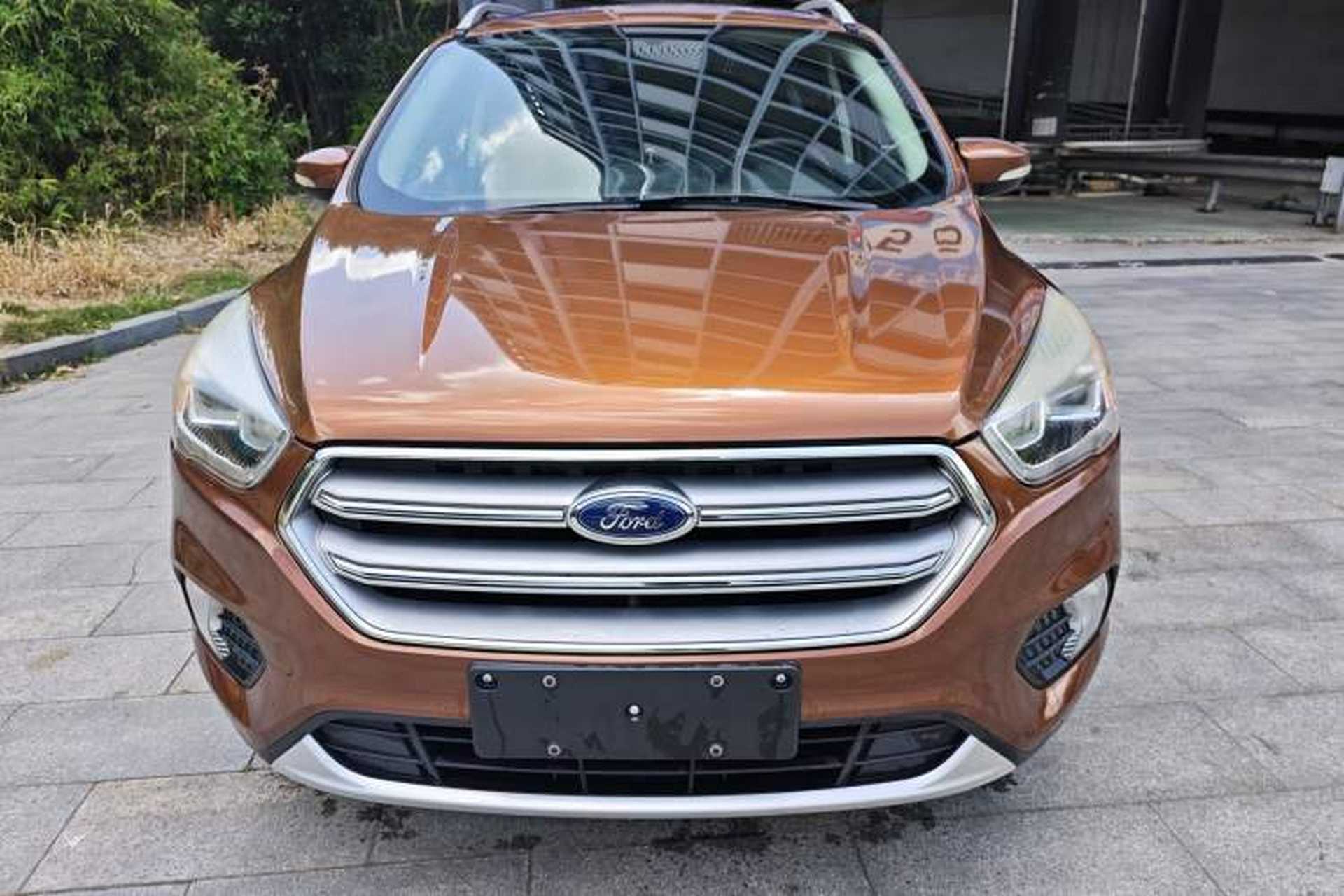 Used Ford Kuga 2017 EcoBoost 180 Two-Wheel-Drive Elite Trim Exterior 1