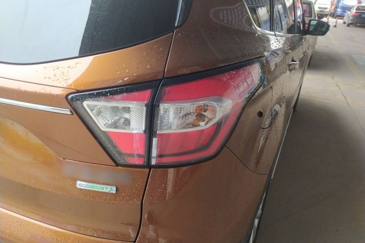Used Ford Kuga 2017 EcoBoost 180 Two-Wheel-Drive Luxury Wing Edition Exterior 6