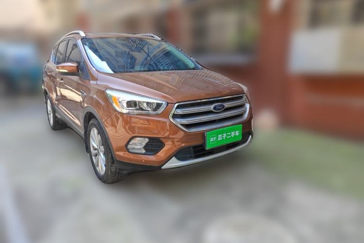 Used Ford Kuga 2017 EcoBoost 180 Four-Wheel Drive Titanium Edition Front Right 45 Deg