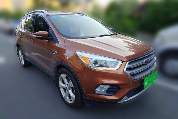 Used Ford Kuga 2017 EcoBoost 180 Two-Wheel-Drive Elite Trim Front Right 45 Deg