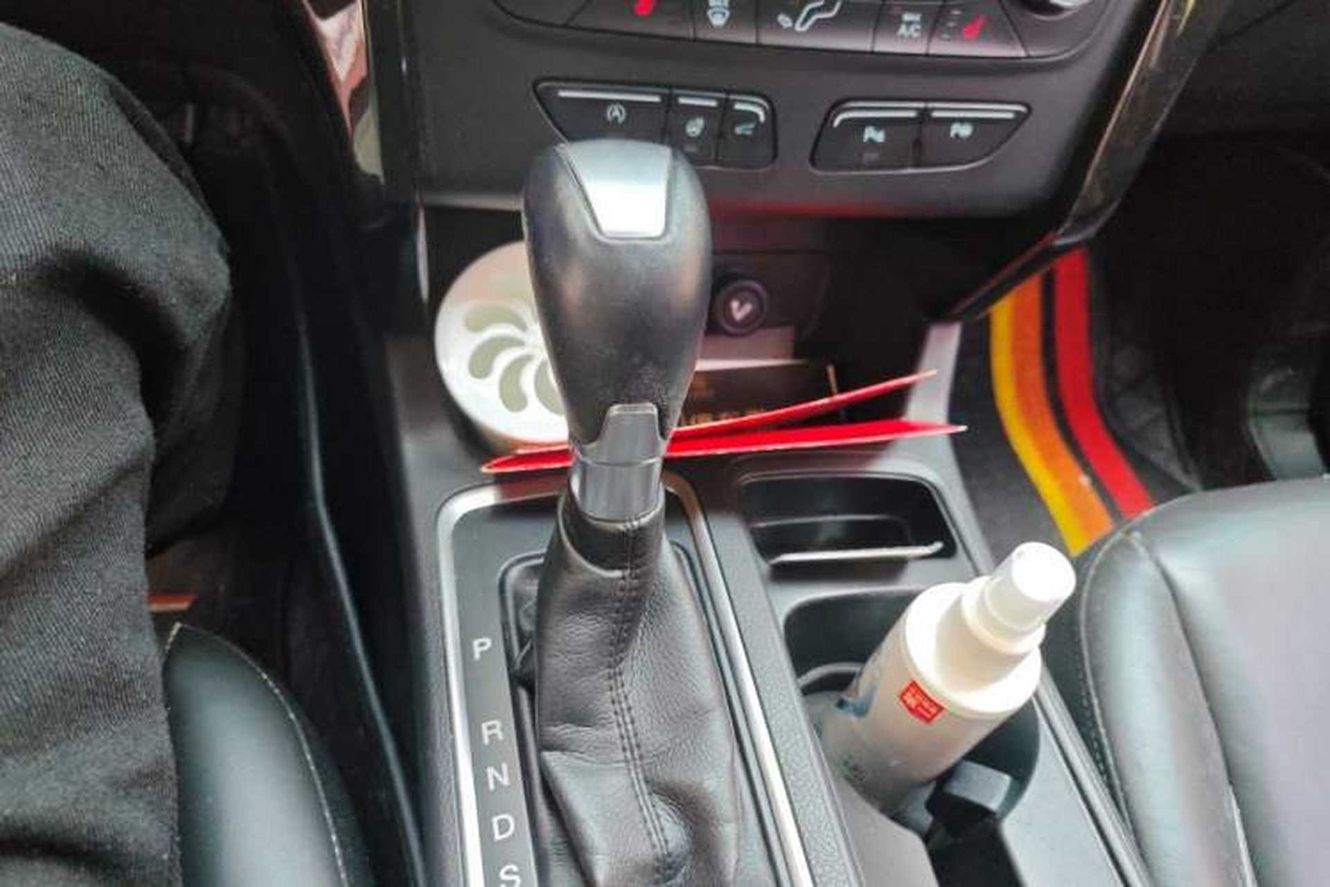 Used Ford Kuga 2017 EcoBoost 180 Four-Wheel Drive Titanium Edition Gear Lever