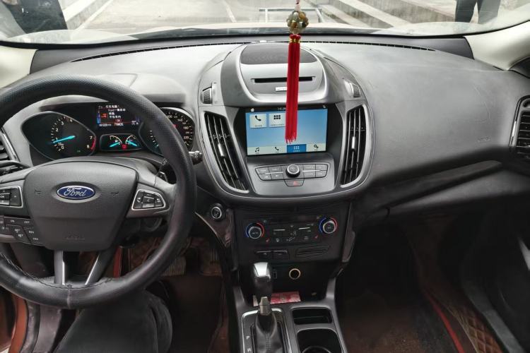 Used Ford Kuga 2017 EcoBoost 180 Four-Wheel Drive Luxury Wing Model Interior 1